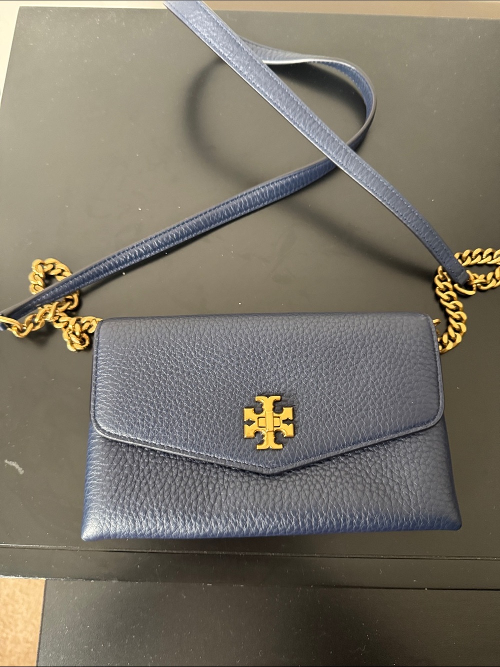 Tory Burch Navy Leather Crossbody with Gold Logo Chain - Picture 3 of 13